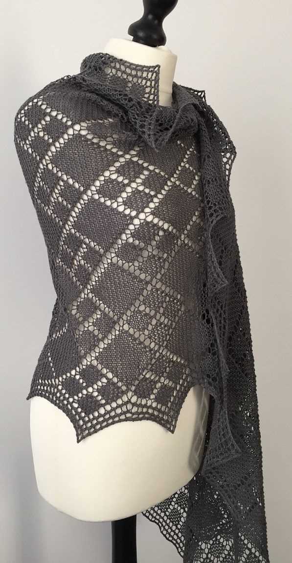 Free knitting patterns for wraps and shawls
