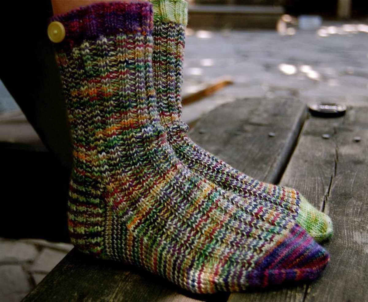 House socks knitting pattern
