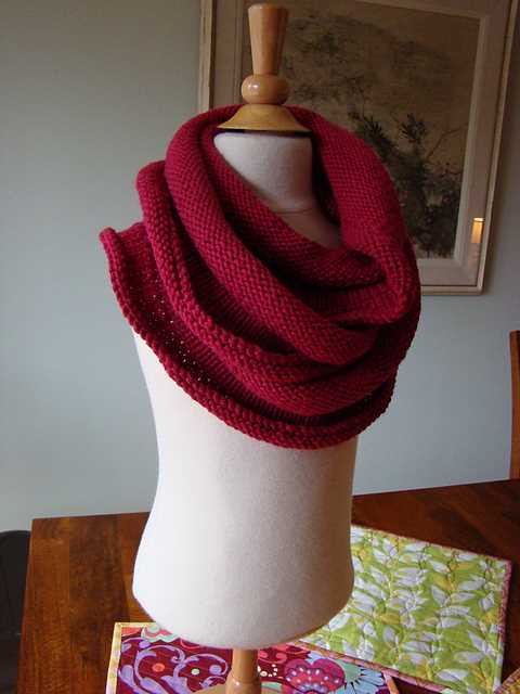 Shoulder cowl knitting pattern