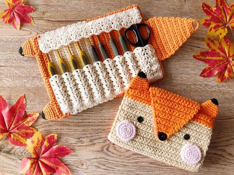 Free pattern for knitting needle case