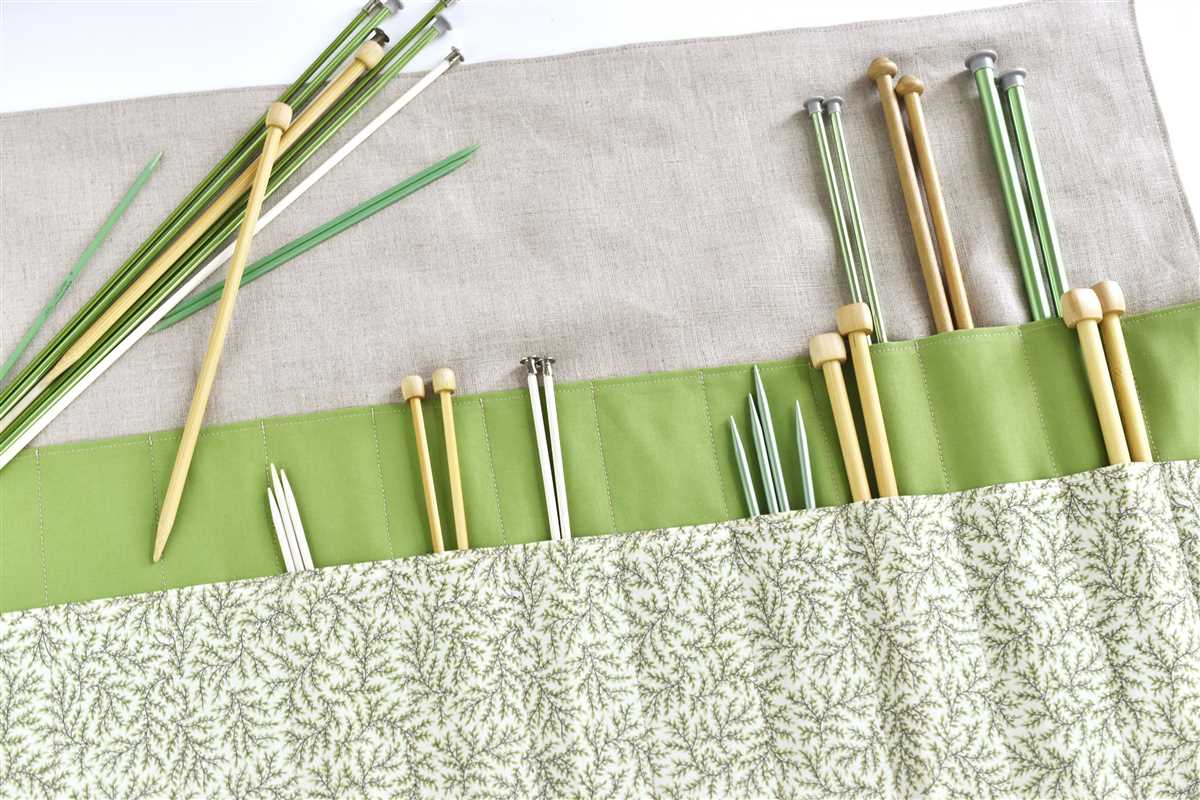 Free pattern for knitting needle case