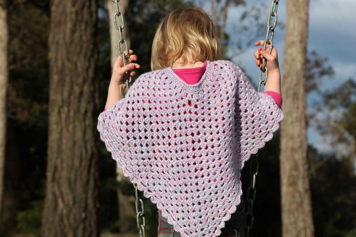 Free poncho knitting patterns uk