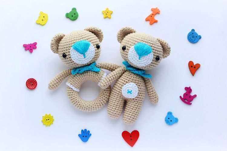 Knitted rattle pattern free