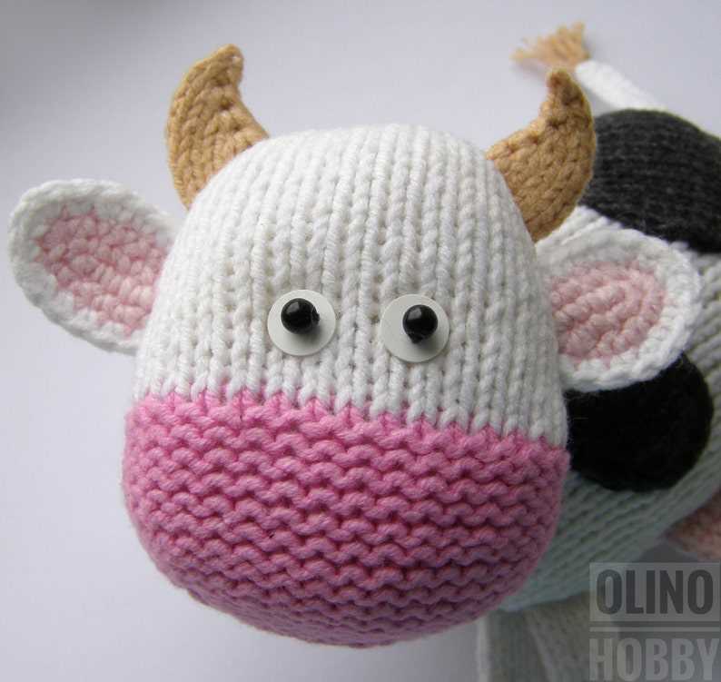 Knitted cow pattern free