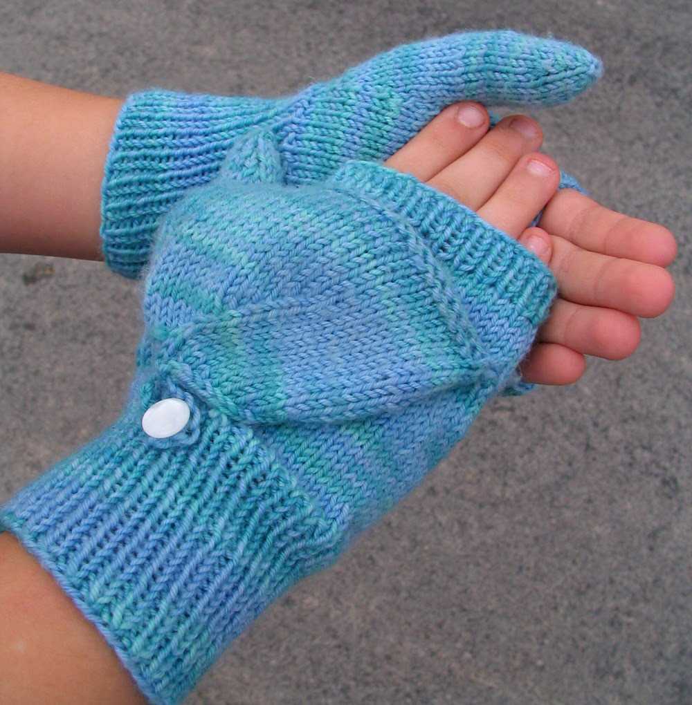 Flip top gloves knitting pattern