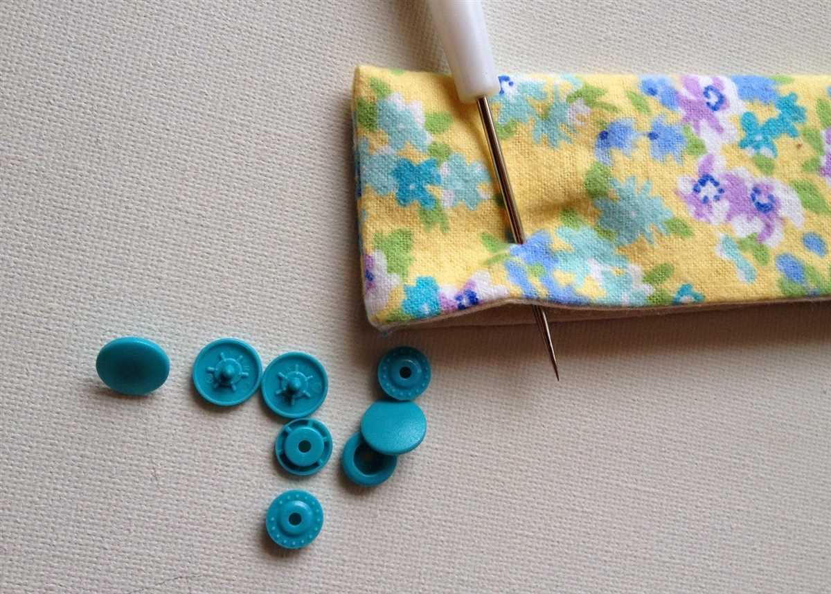 Knitting needle holder sewing pattern