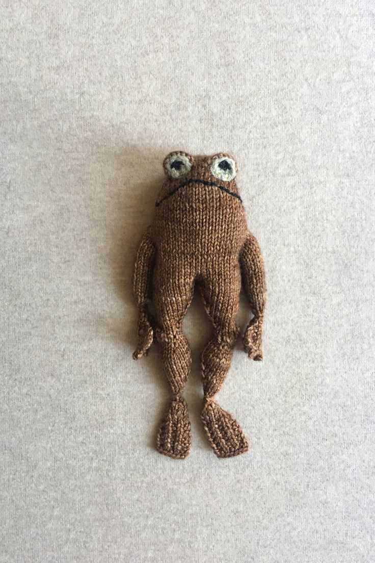 Free Knitting Pattern for Frog and Toad Frog and toad knitting pattern free