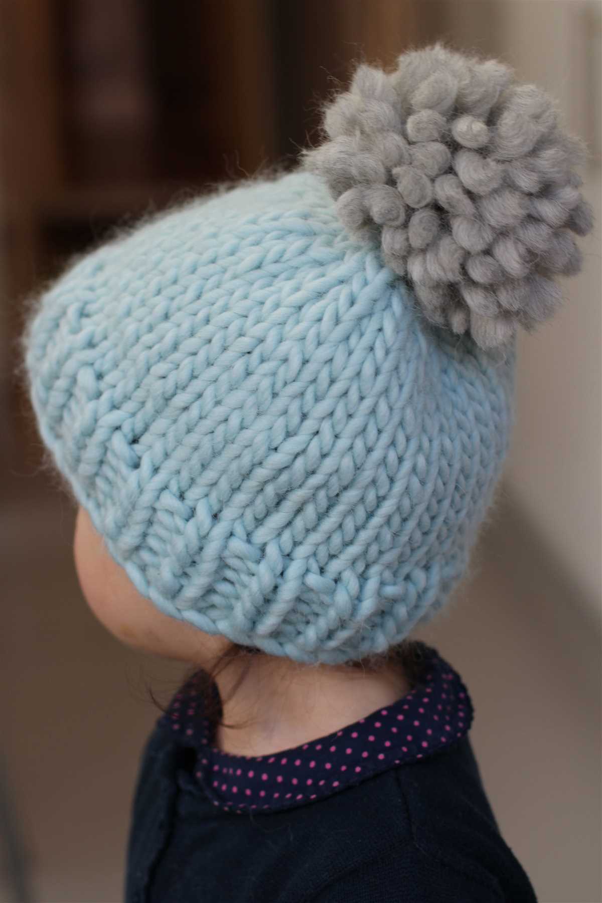 Knitting patterns bobble hats