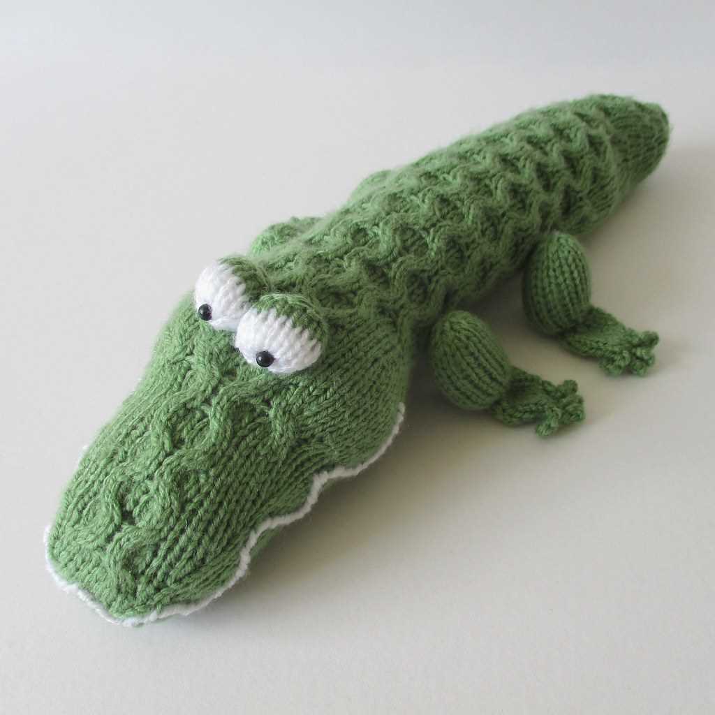 Crocodile knitting pattern
