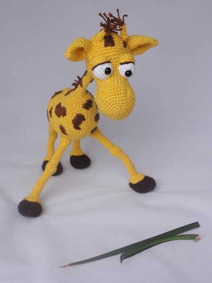 Geoffrey giraffe knitting pattern