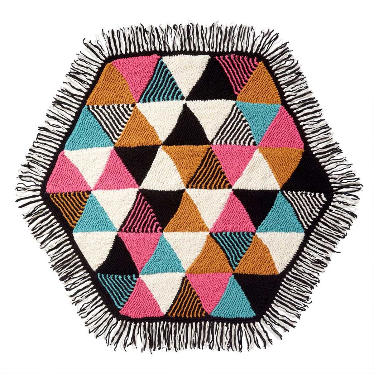 Geometric knit blanket patterns