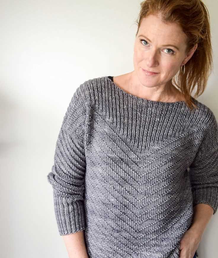 Women's pullover sweater knitting pattern