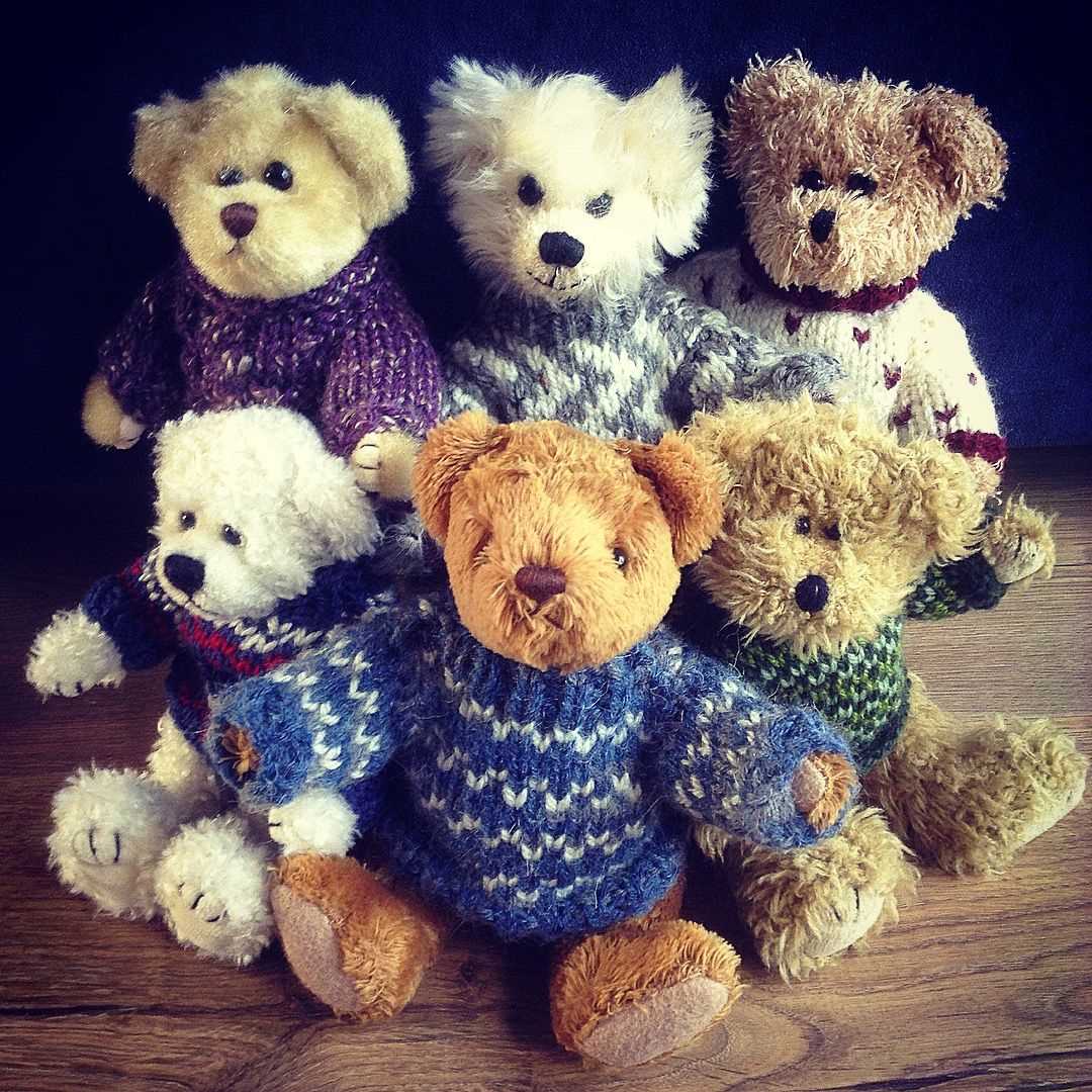 Teddy bear jumper knitting pattern