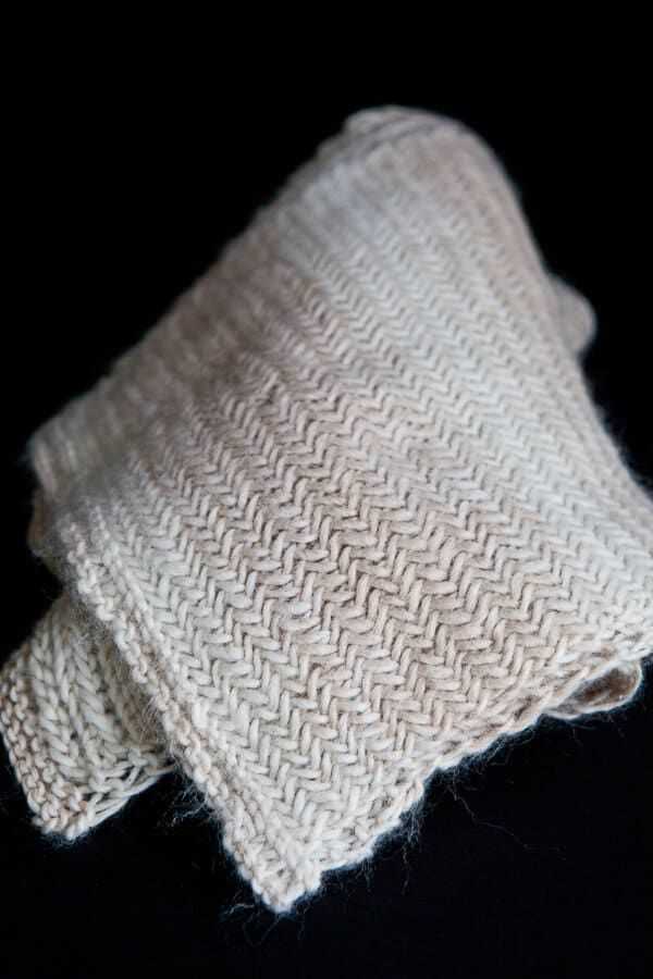 Scarf pattern knit and purl