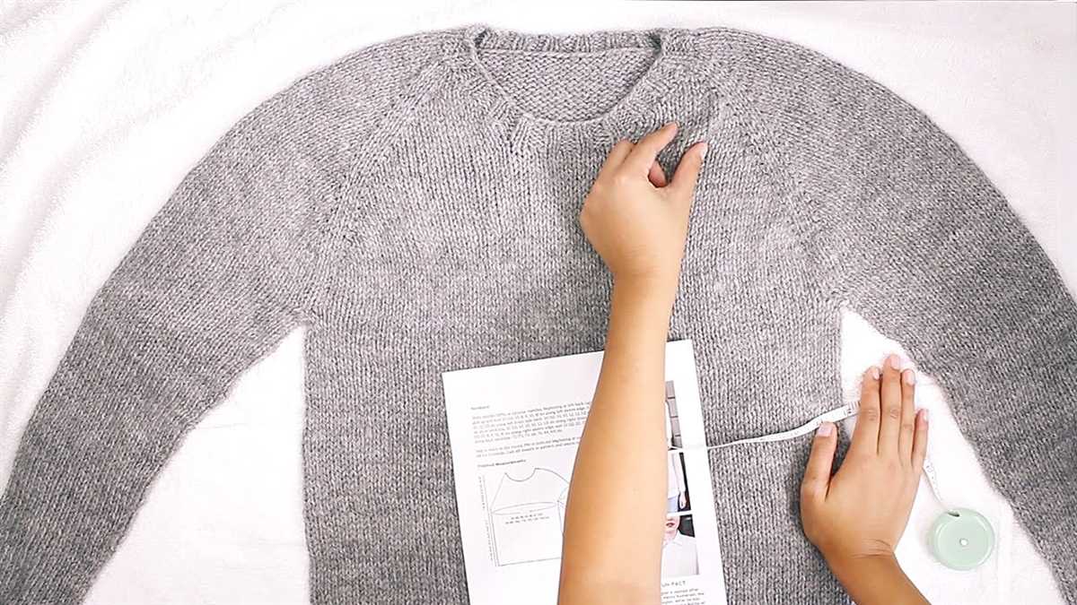 How to knit a pattern into a sweater