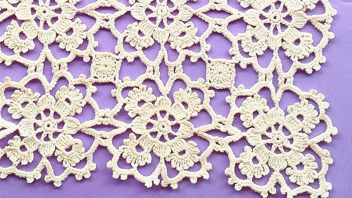 Horseshoe lace knit pattern