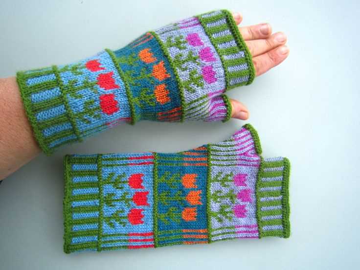 Striped fingerless gloves knitting pattern