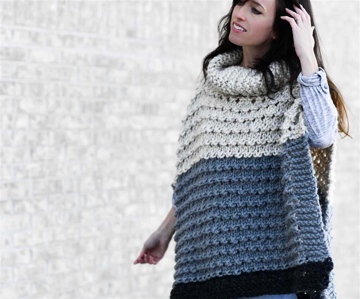 Knitted poncho pattern