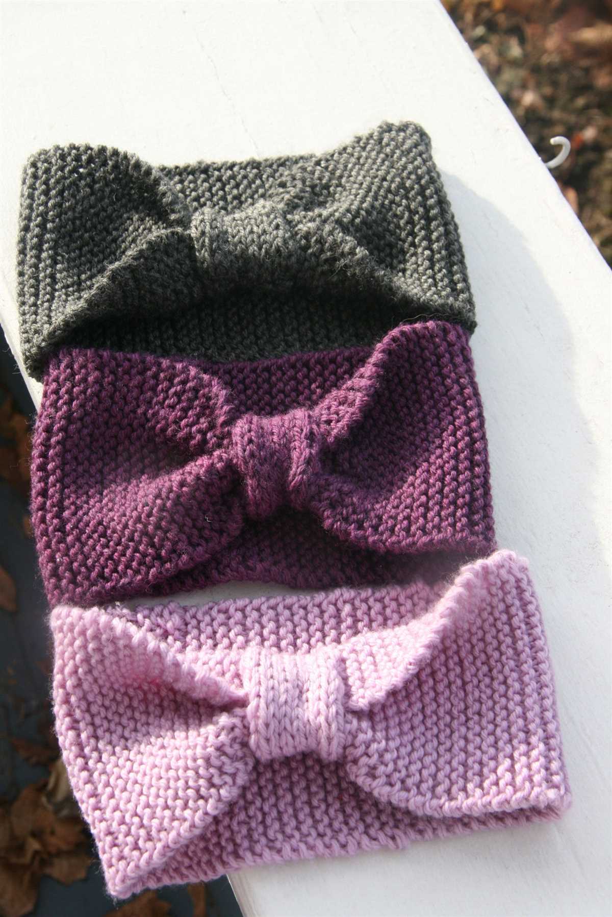 Knit headband bow pattern