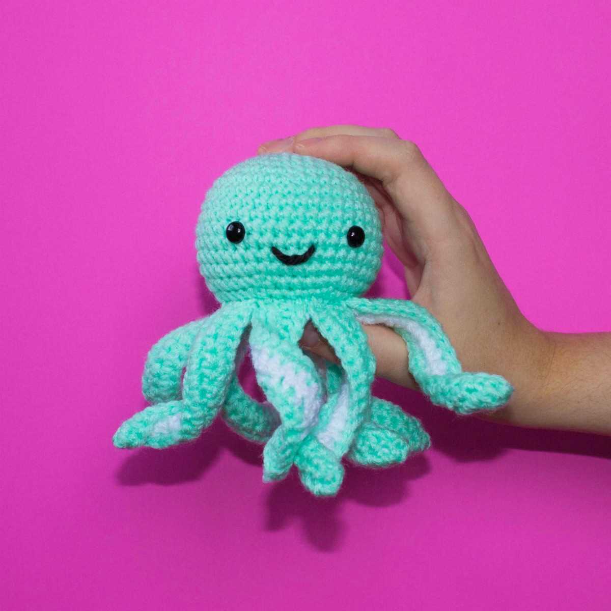 Robyn octopus knitting pattern
