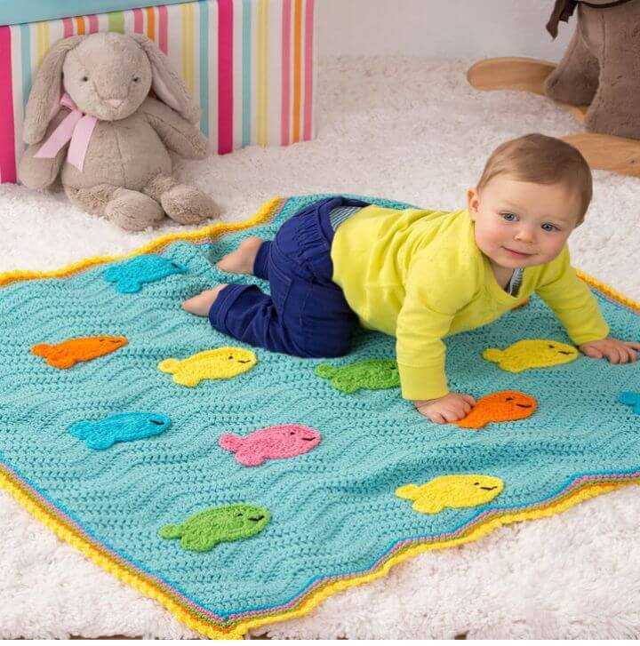 Red heart free knitting patterns for baby blankets