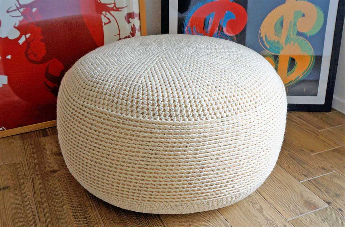 Floor pouf knitting pattern
