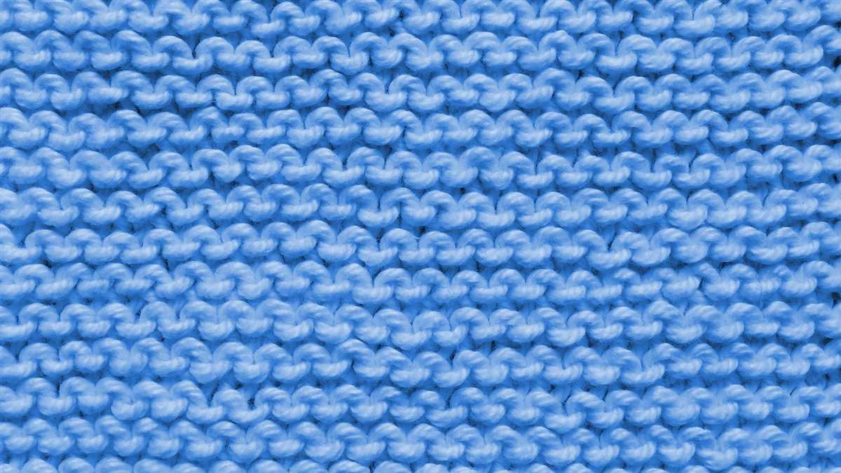 Knitted cloud pattern