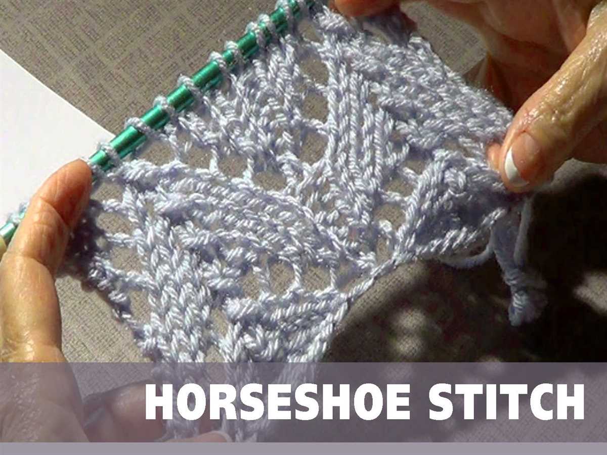 Horseshoe lace knit pattern