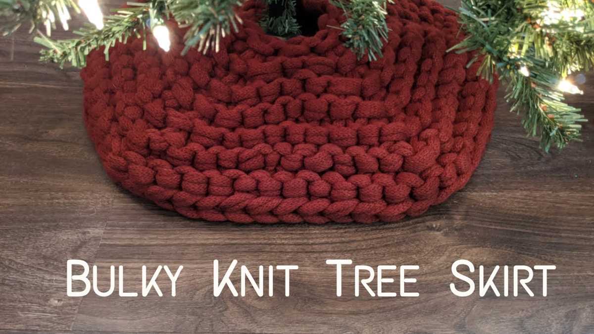 Knit christmas tree skirt pattern