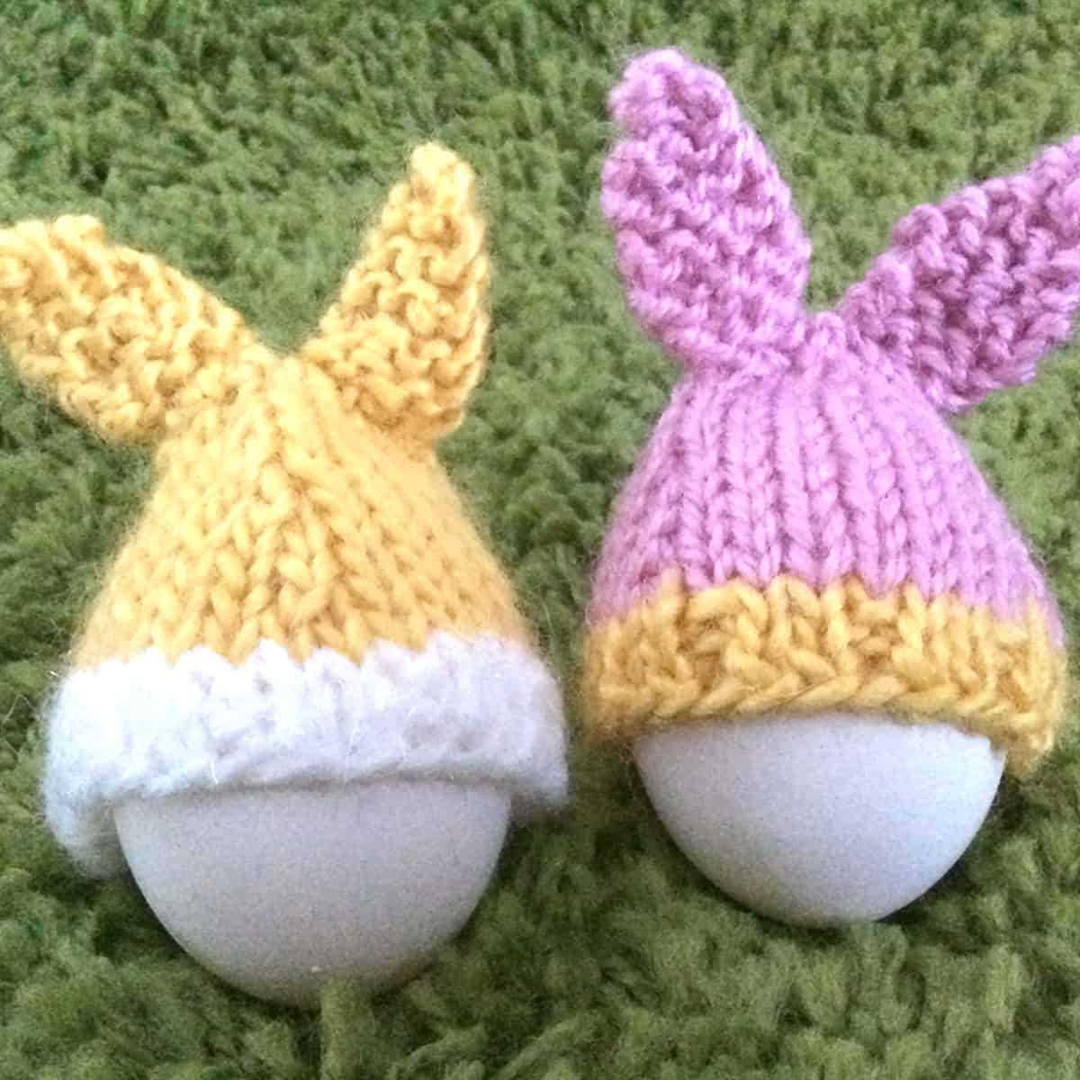 Free bunny egg cosy knitting pattern