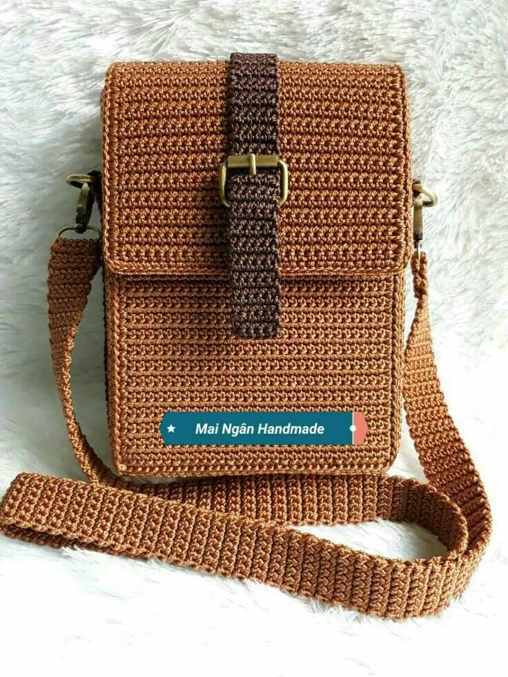 Knitted wallet pattern