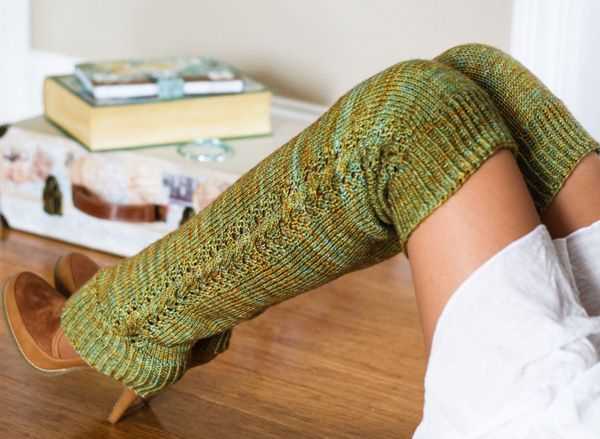 Knit pattern leg warmers