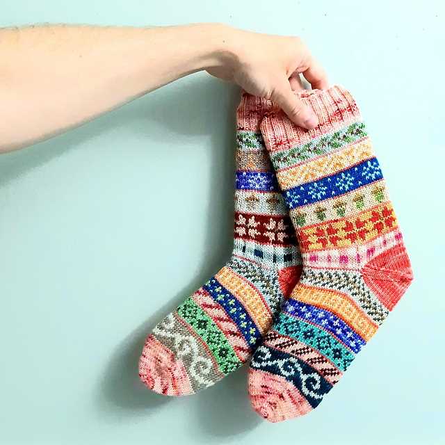Jelly roll knit sock pattern
