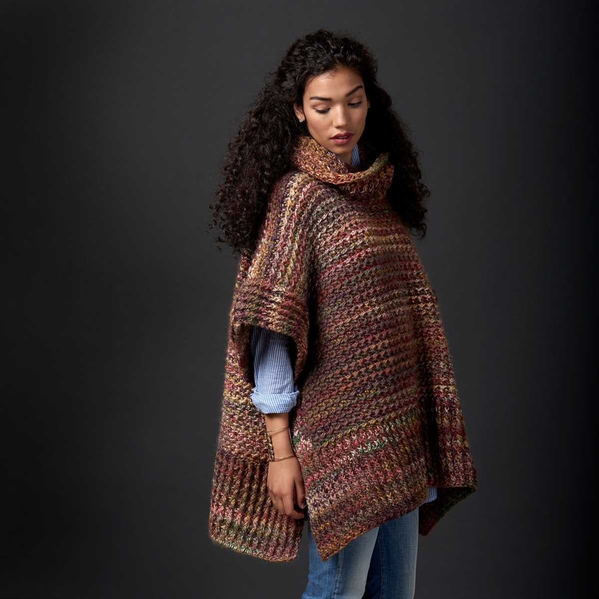 Knitting pattern poncho with sleeves