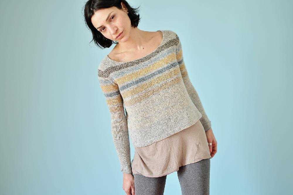 Cropped boxy sweater knitting pattern