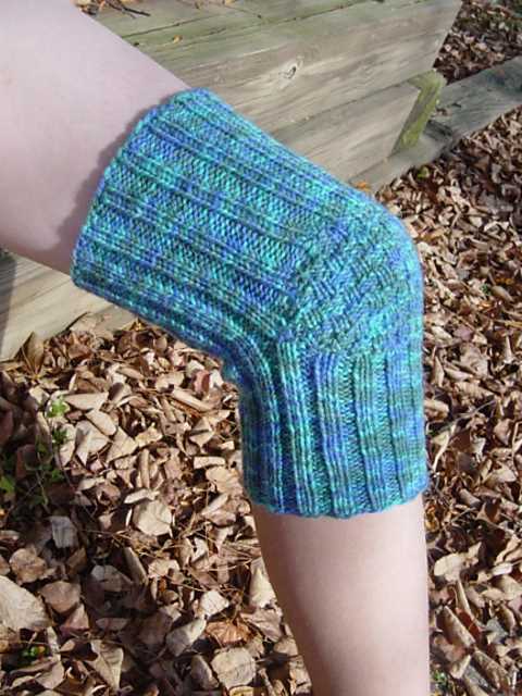 Free knitted knee warmer pattern