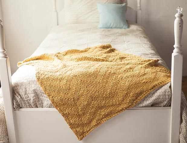 Knitting pattern for chevron blanket
