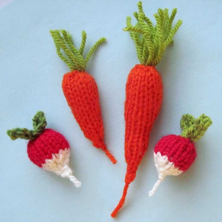 Knitting pattern for a carrot