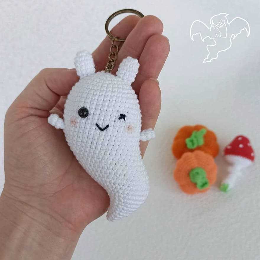 Ghost knitting pattern