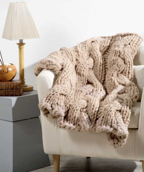 Arm knitted blanket pattern