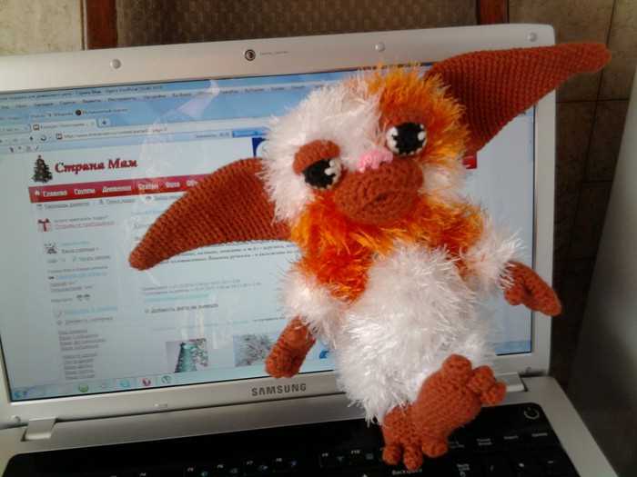 Gizmo knitting pattern