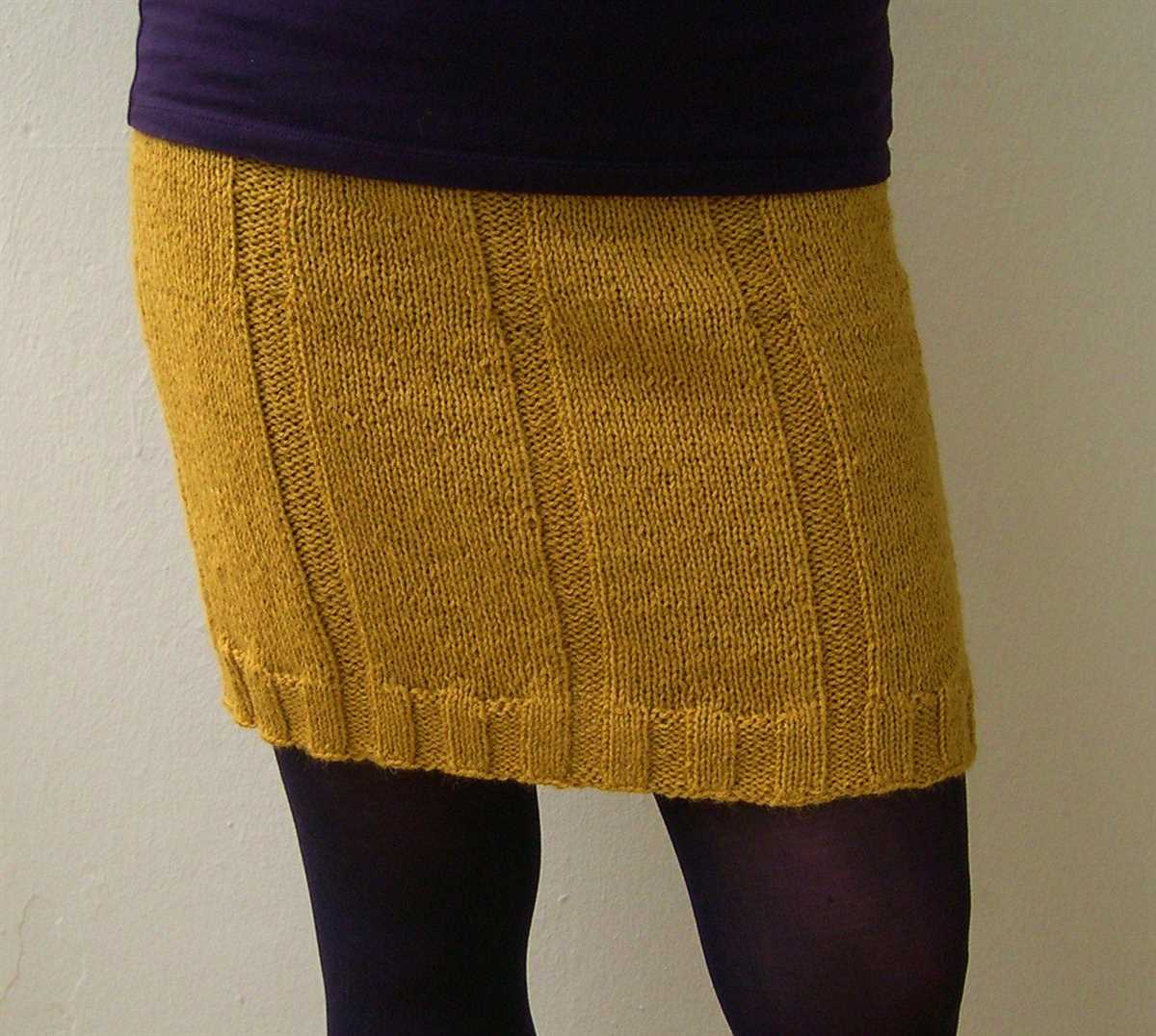 Knit mini skirt pattern free