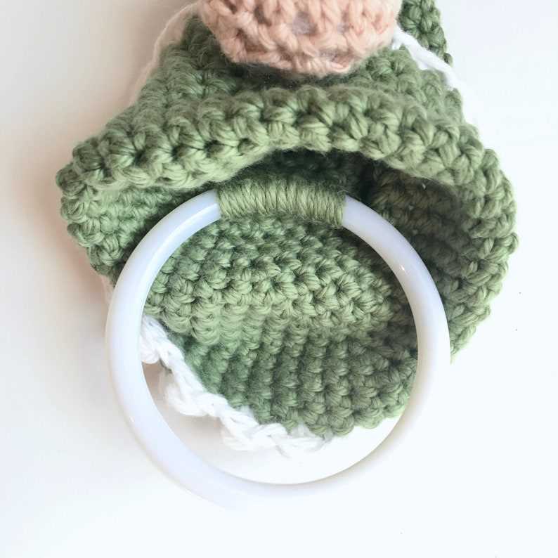 Gnome towel topper knitting pattern