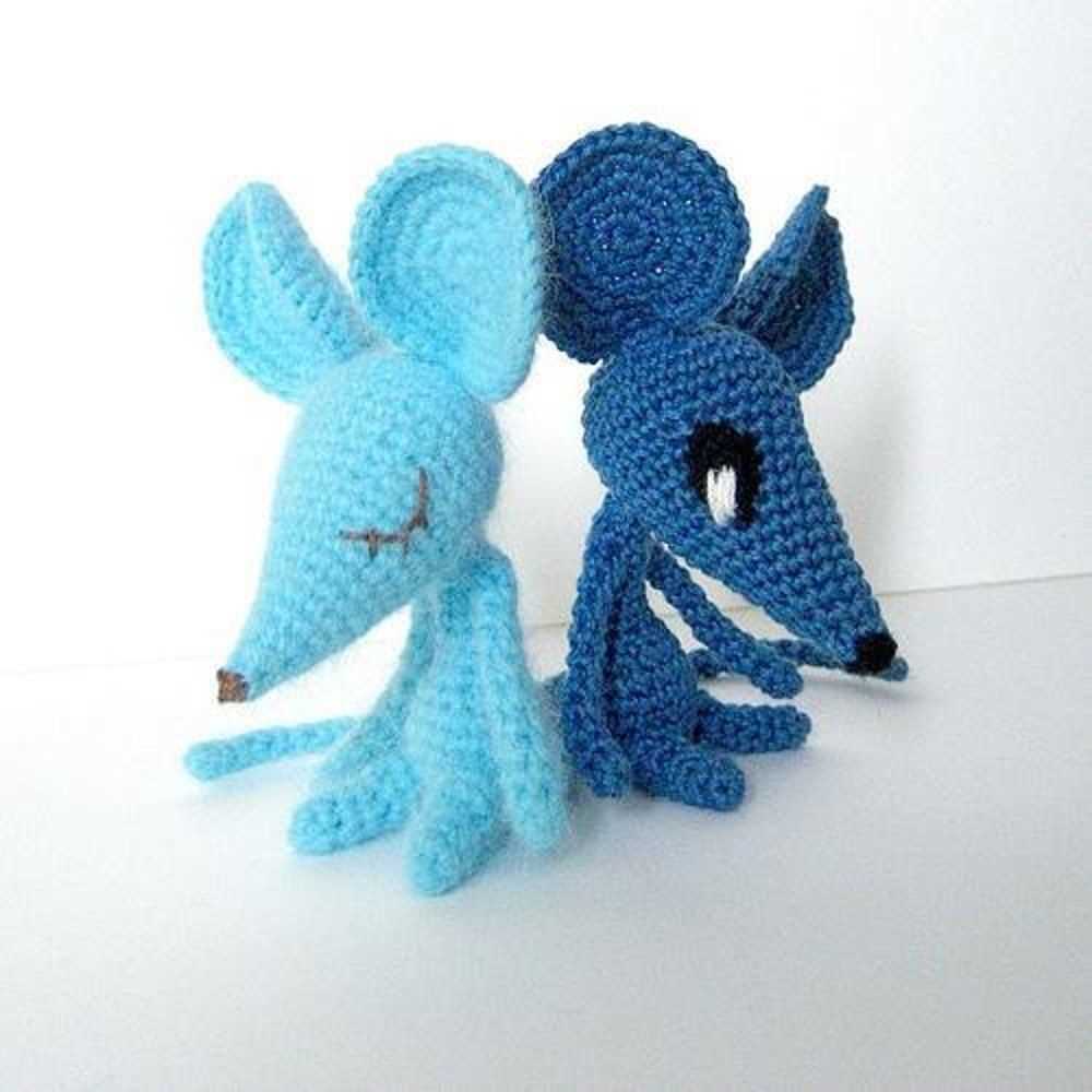 Strange knitting patterns