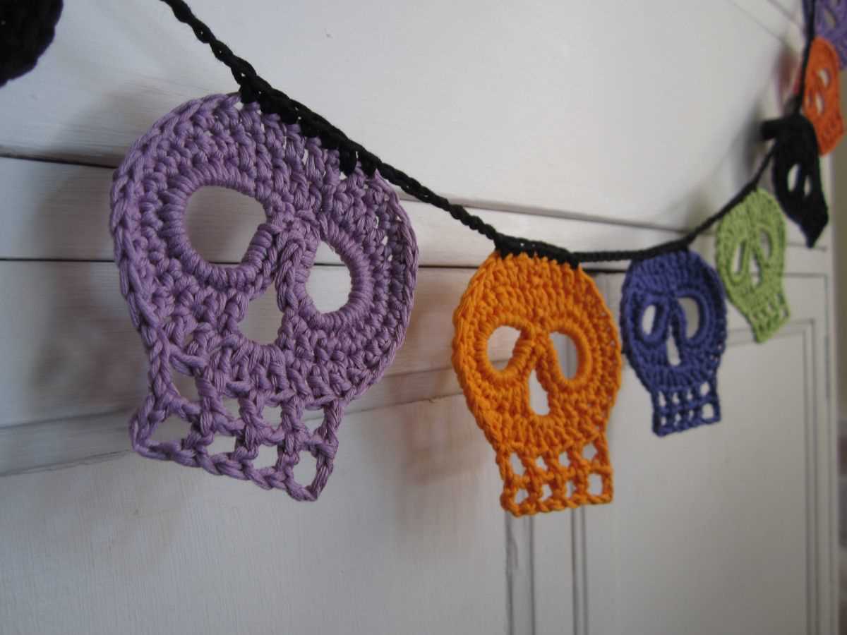 Halloween scarf knitting pattern