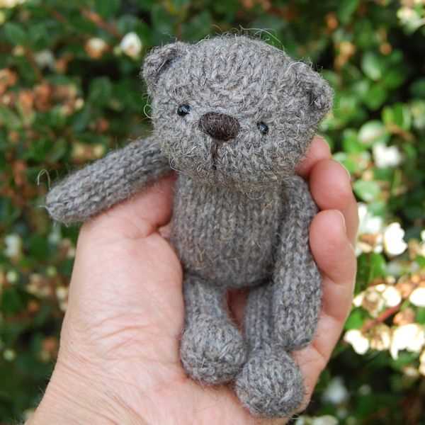 Hand knitted teddy bear patterns