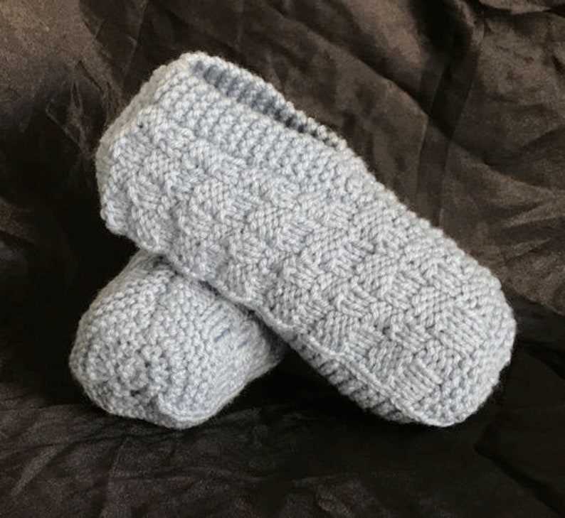 Hand knit slippers pattern