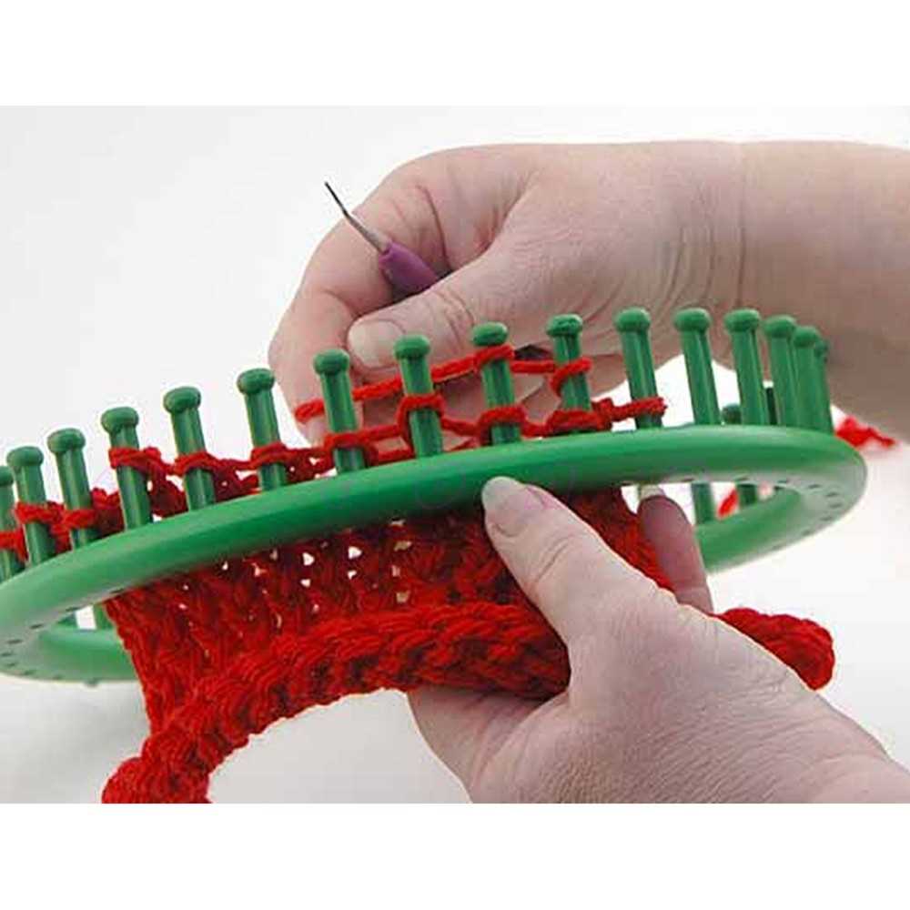 Hat patterns for round knitting looms