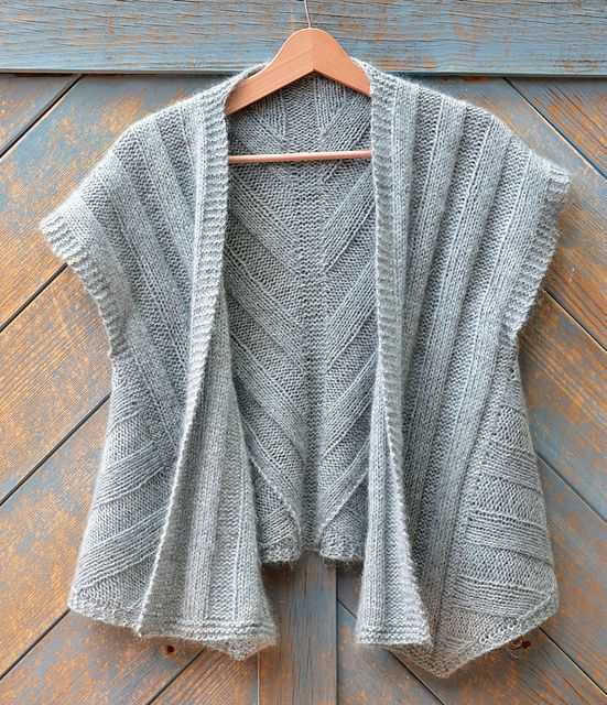 Knitted waistcoat pattern