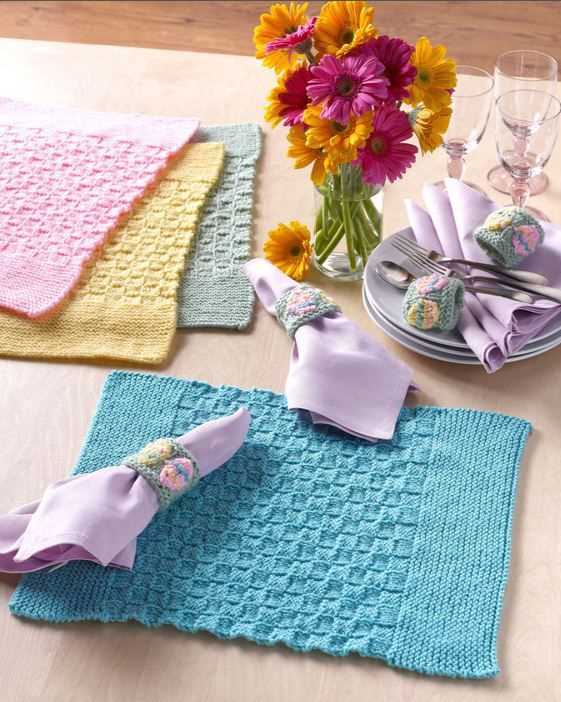 Knitted round placemat patterns